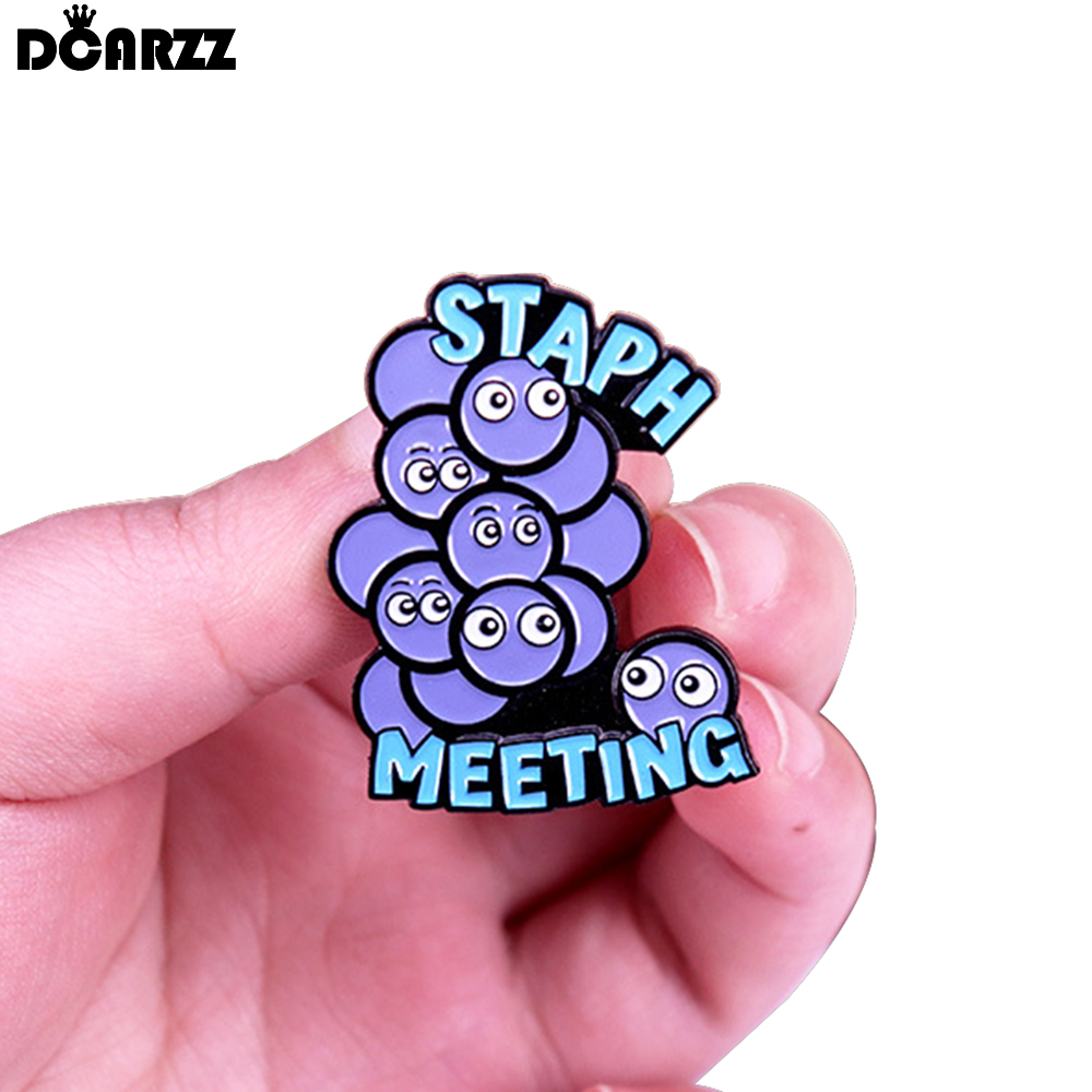 Medical Lab Gifts - DCARZZ Biologia Stafilococcus Spilla smaltata Divertente